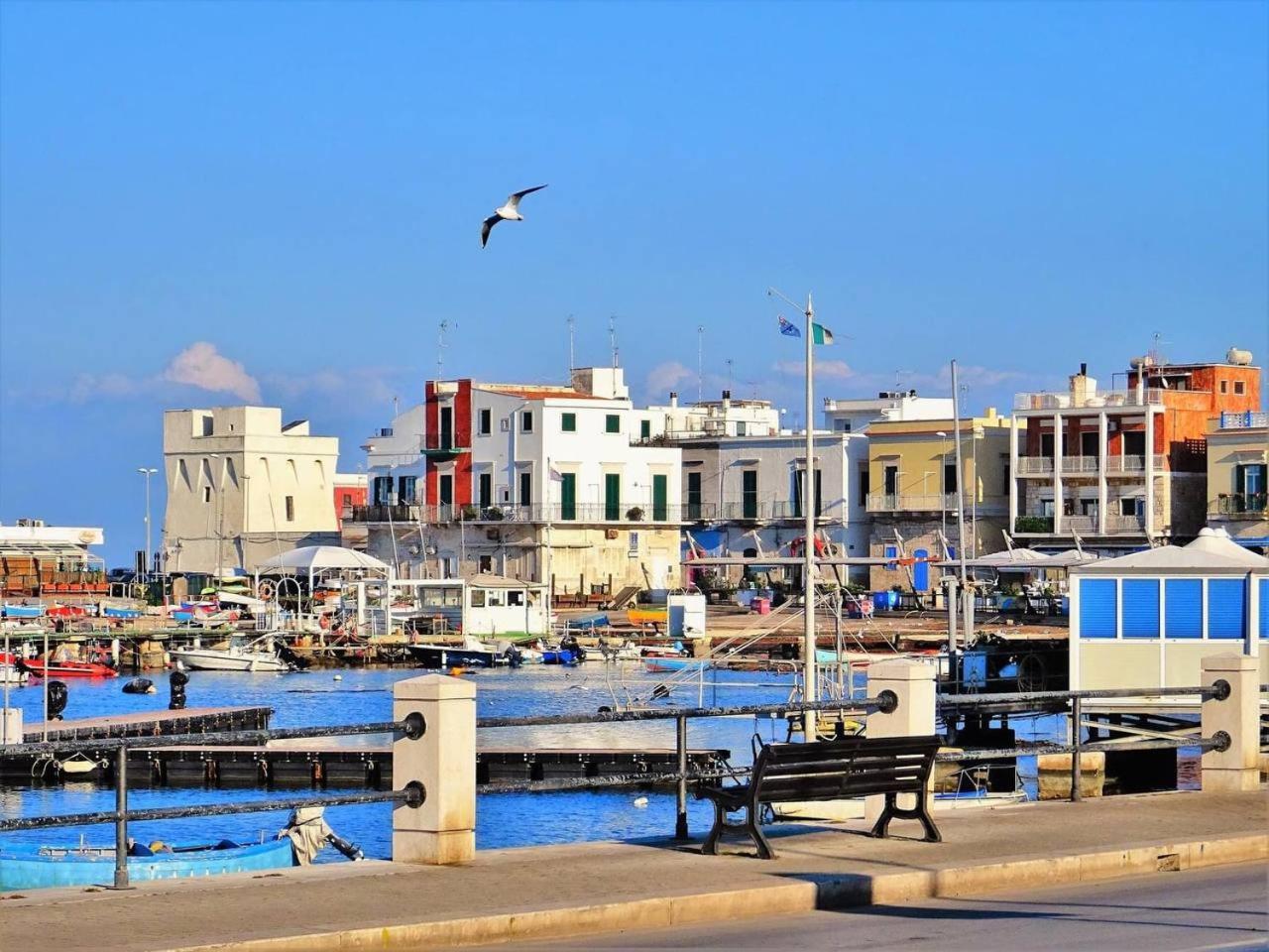 La Casa Del Pescatore N 33 - Porto Di St Spirito Bari Eksteriør billede